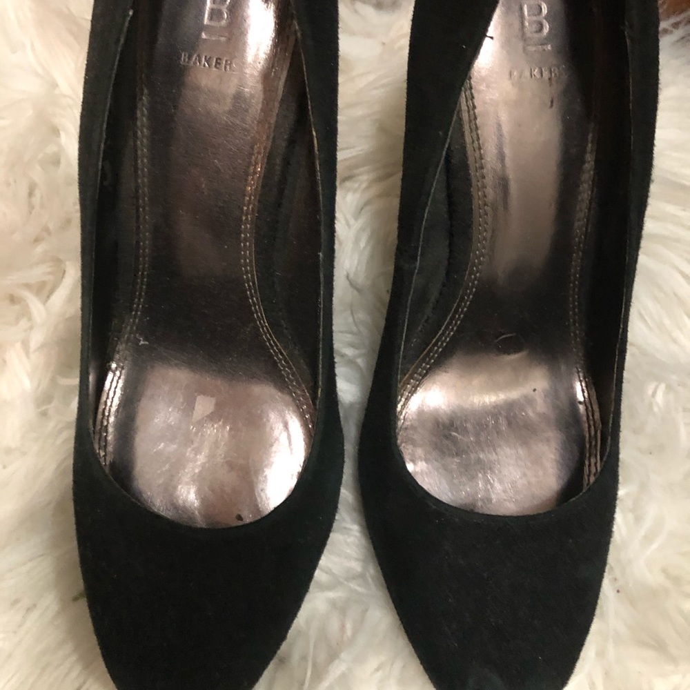 Black high heels shoes